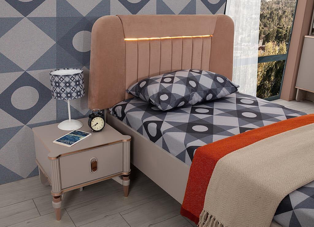 ДЕТСКА СПАЛНЯ ЛОРА